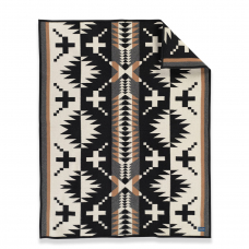 Pendleton Jacquard Napped Throw Blanket Spider Rock Black/White