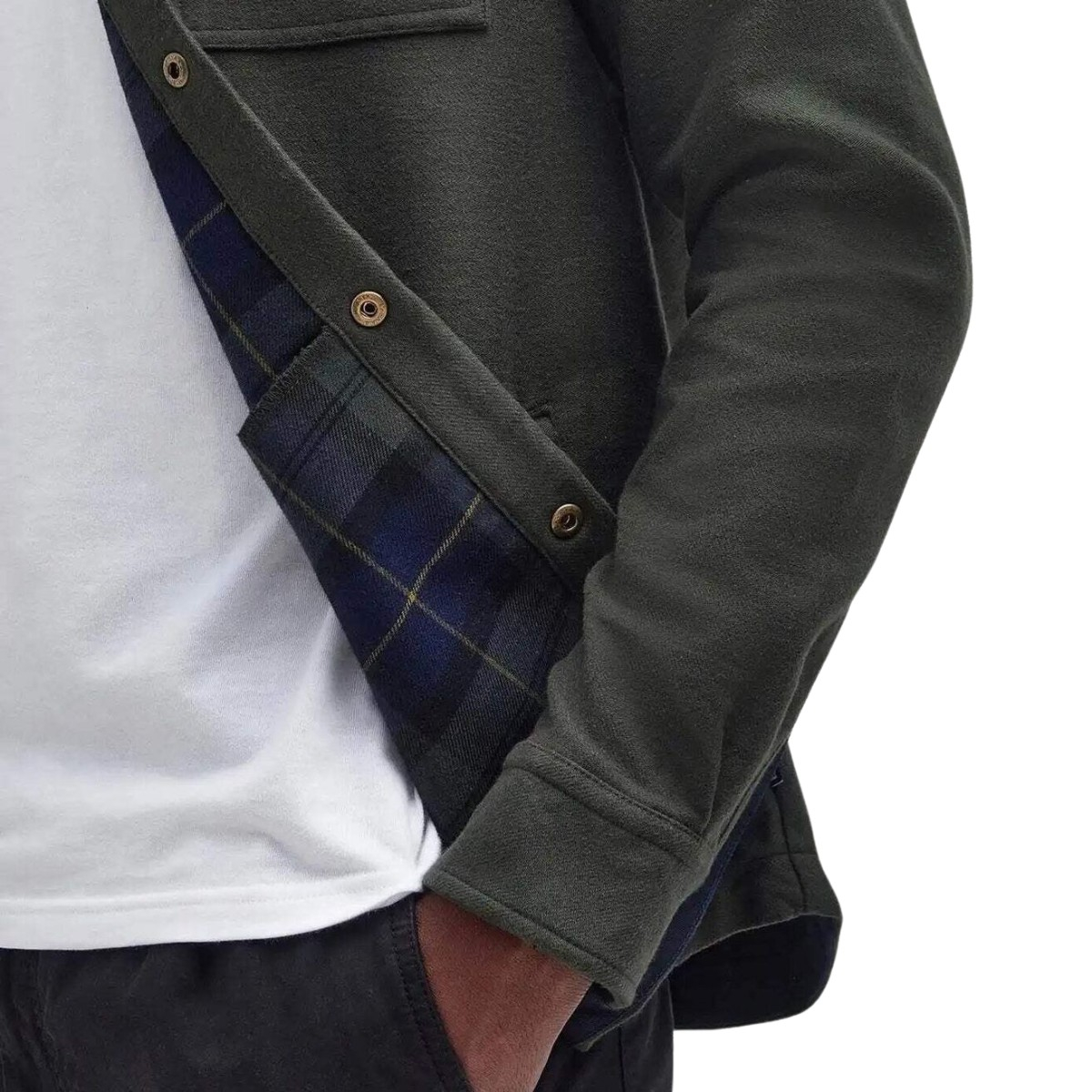 Barbour Carrbridge Tailored Overshirt Olive, het perfecte extra laagje voor koelere dagen