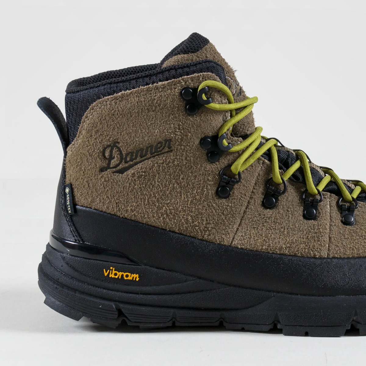 Danner Mountain 600 ID Gore-Tex Boot Gray Moss, Lichtgewicht, comfortabel en gemaakt voor elke uitdaging.