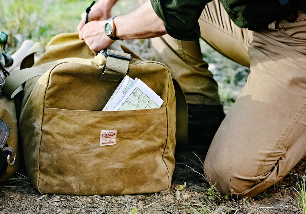 filson small tin cloth field duffle bag