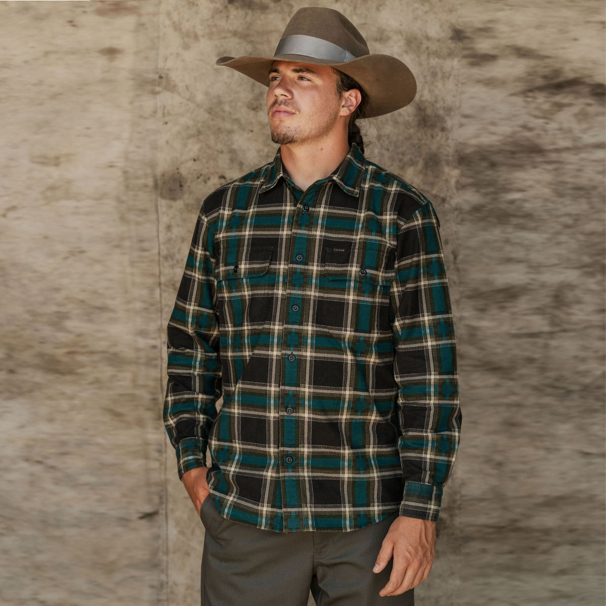 Filson Field Flannel Shirt Brown/Blue/Multi Plaid, Comfortabel en even zacht als sterk