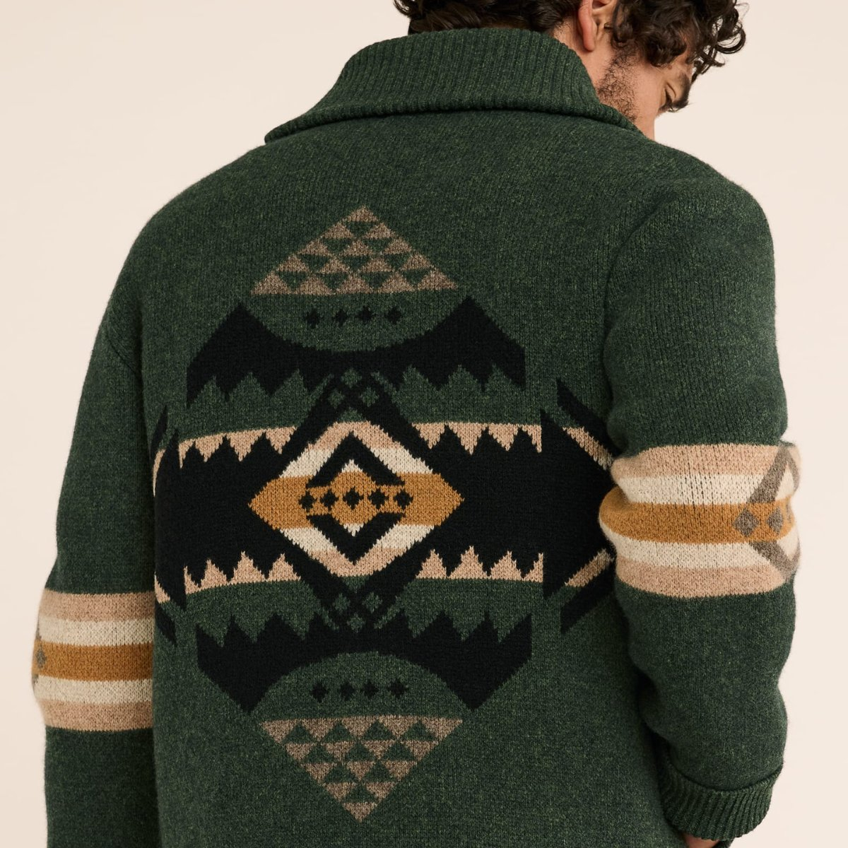 Pendleton Nehalem Lambswool Cardigan Forest Green, beautiful knitting pattern.