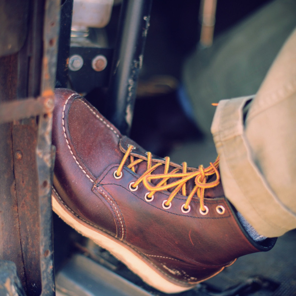 Red Wing 8138 Classic Moc Toe Boot in Briar Oil Slick leather is the perfect blend of craftsmanship, durability, and timeless design