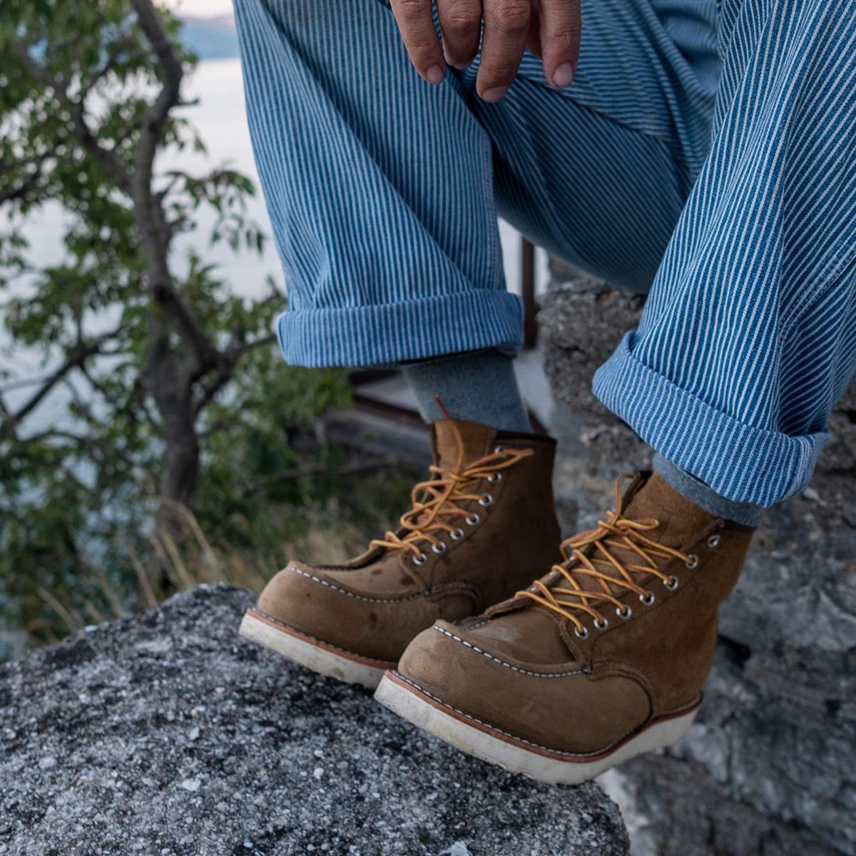 Red Wing 8881 Classic Moc Toe Boot in Olive Mohavey leather is the perfect blend of craftsmanship, durability, and timeless design