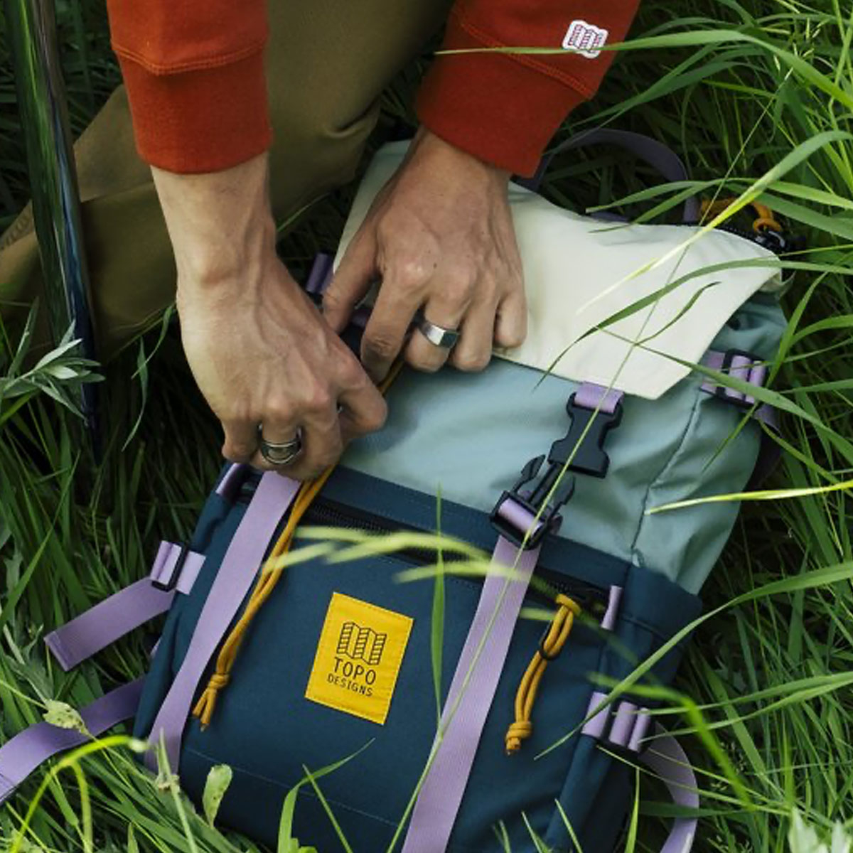 Topo Designs Rover Pack Classic Sage/Pond Blue, tijdloze rugzak met moderne functionaliteiten voor dagelijks gebruik